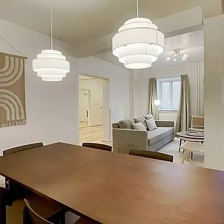 Hotel Bright & Spacious 3-br Kopenhagen