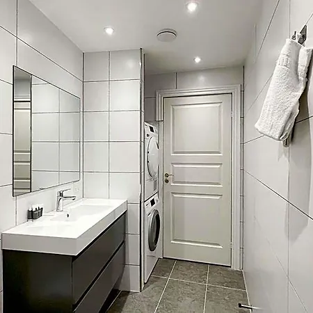 Bright & Spacious 3-br Hotel 3*