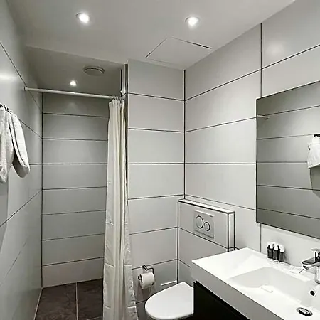 Bright & Spacious 3-br Hotel 3*