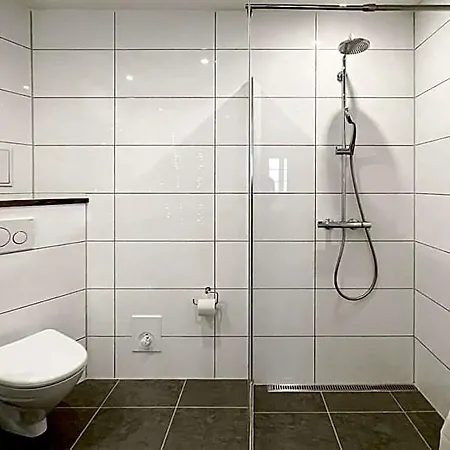 Bright & Spacious 3-br 3*